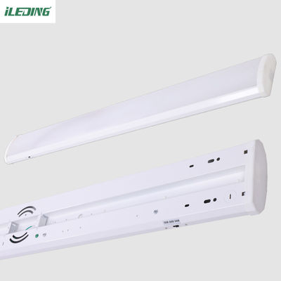 O escritório de IP65 40W 46W 347V ETL DLC conduziu o dispositivo elétrico de iluminação envolvente de baixo perfil 140Lm/W