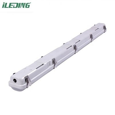 AC 110V ± 10% Voltagem de entrada Industrial 60W LED Vapor Tight Garage Light Fixture Low Bay