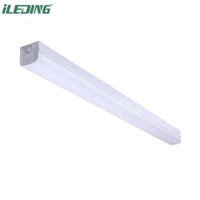 120-277V 34W 50000 Horas Led Frosted Batten Light Armadura de iluminação para escritório comercial