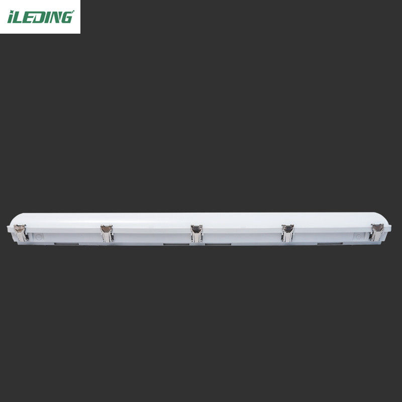 AC 110V Parking LED Tube Vapor Tight Luminaire 4FT IP66 LED Iluminação à prova d'água