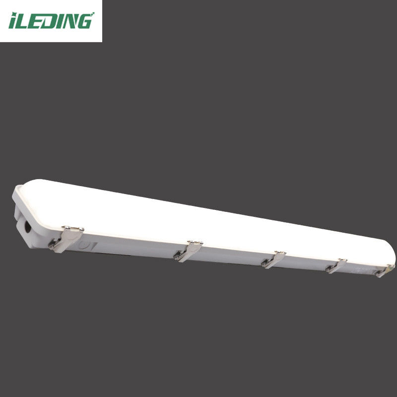 4FT Workshop LED Vapor Tight Garage Light Fixture Temperatura de cor de luz diurna e classificação de resistência à água IP66