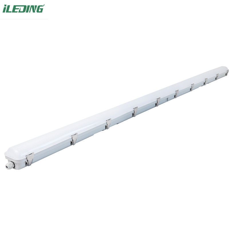 Material PC 8FT 110W LED Vapor Tight Tri Proof Light IP66 NEMA 4X para lavagem de carros agrícolas