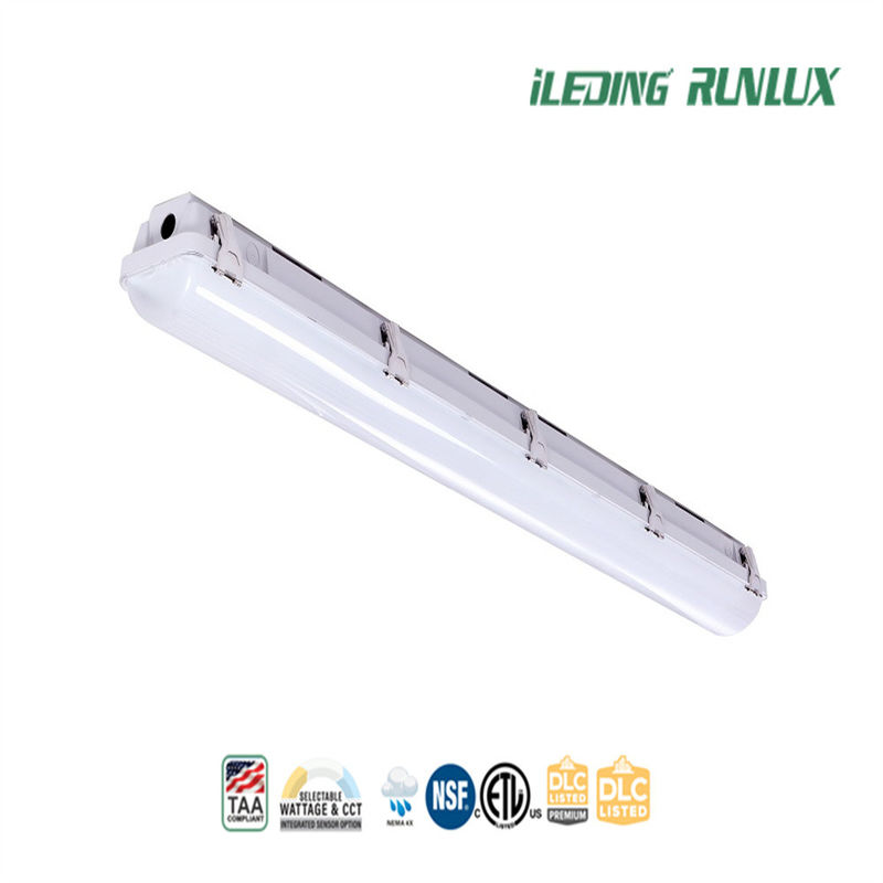 Lente de policarbonato LED Tri Proof Light 50000 horas de vida útil para ambientes adversos